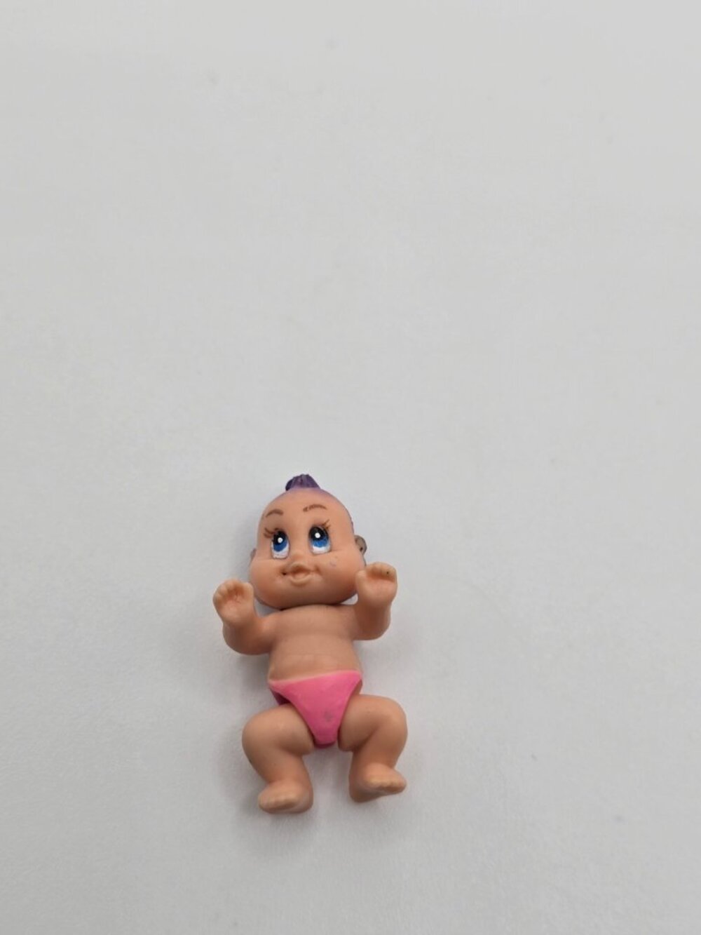 VTG  Trendmasters Dream Garden MIniature Baby Purple Hair 1" Doll Figure